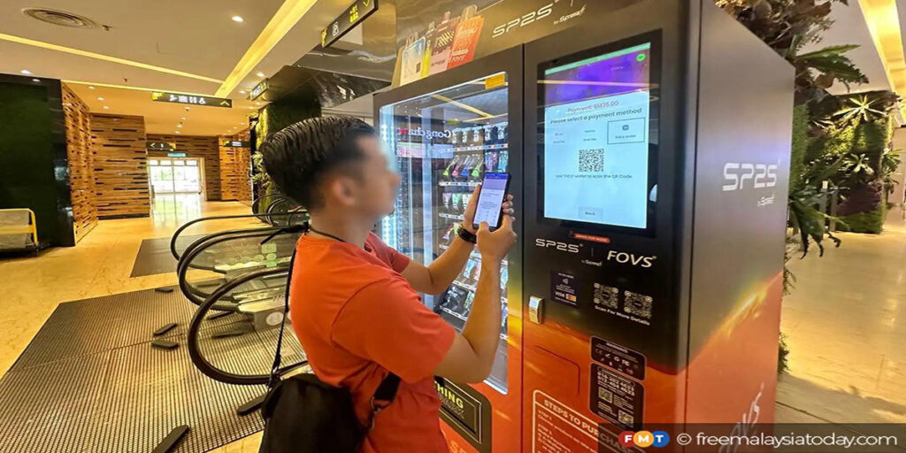 E-Cigarette Vending Machine Controversy in Kuala Lumpur Mall