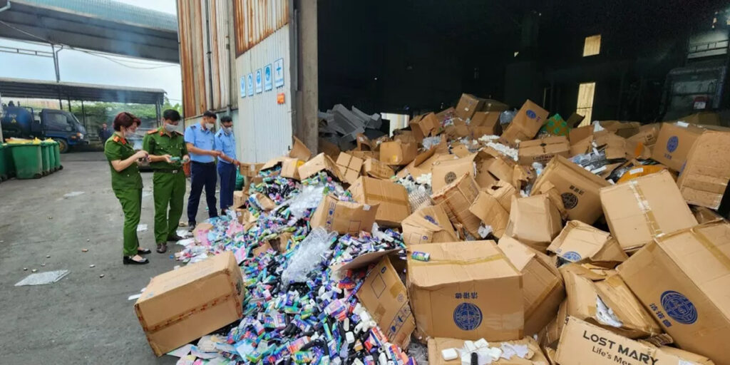 Over VND 12 Billion Worth of E-Cigarettes and Accessories Destroyed in Vietnam